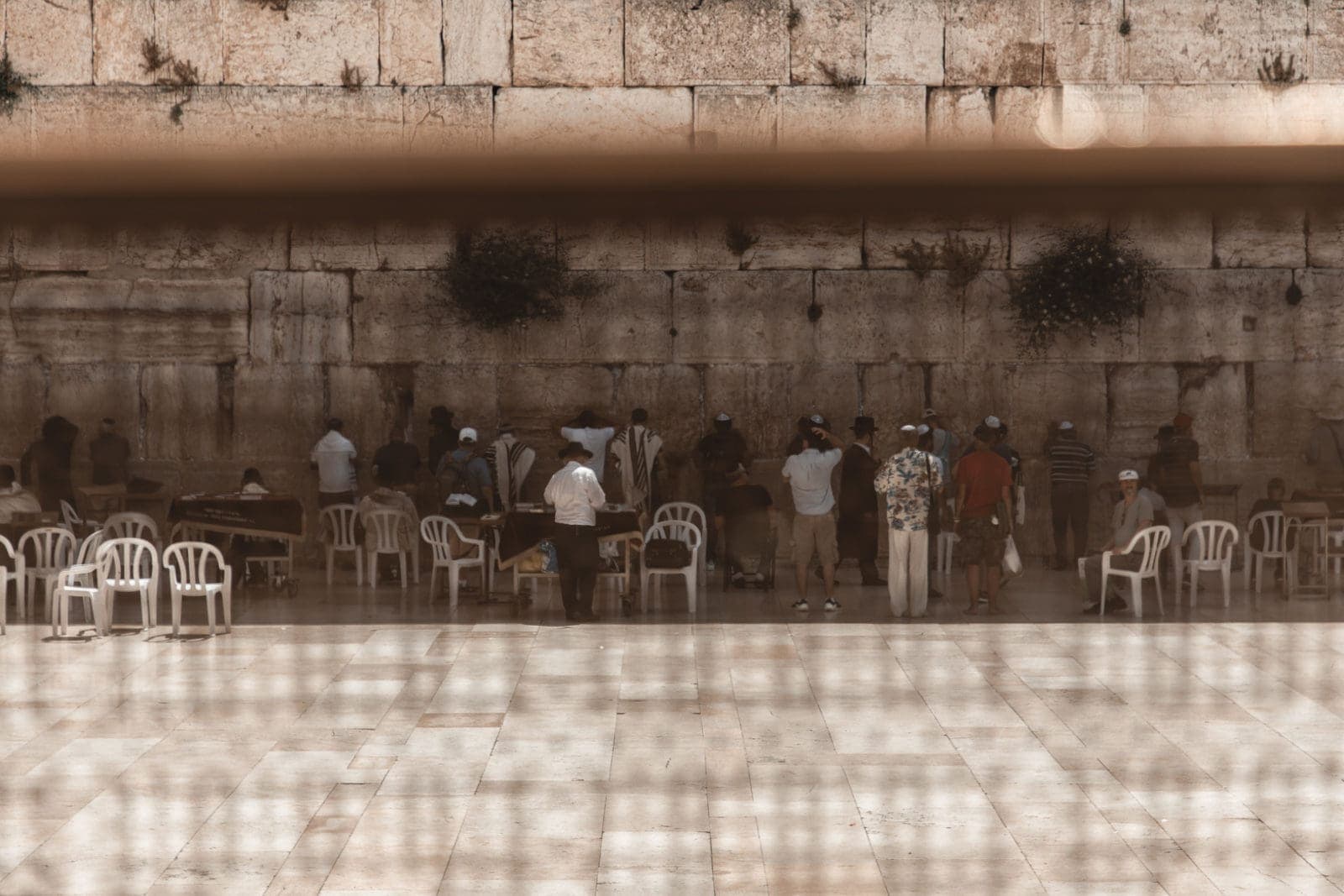 Vielschichtiges Jerusalem: Ein Tag in der City of David (Davidsstadt) 10 Klagemauer Männer