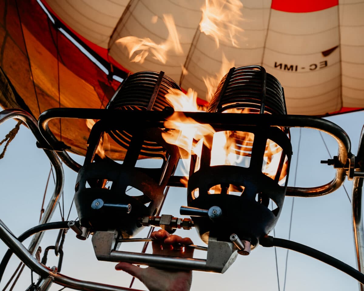 Burner with fire hot air balloon